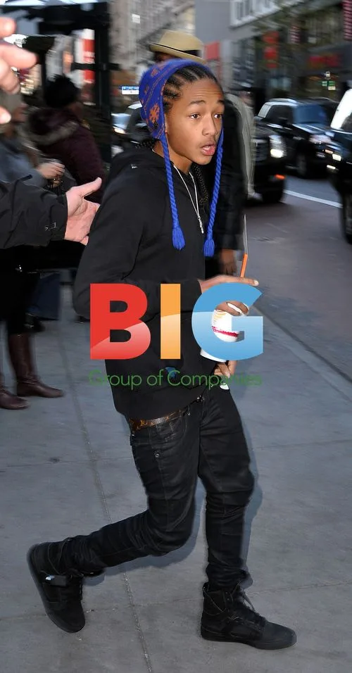 Jaden Smith Exits Empire State Building