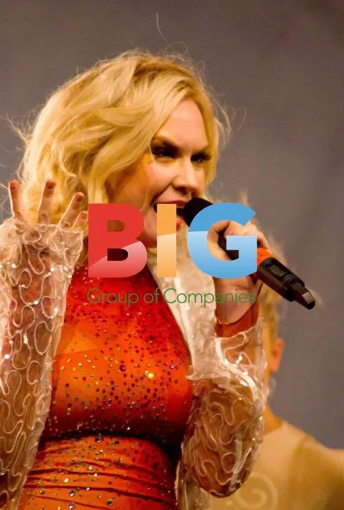 Kitty Brucknell Performs at Bluewater Christmas Lights