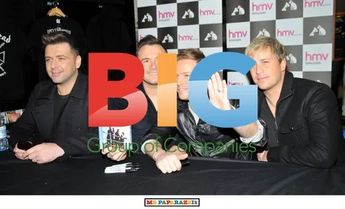 Westlife Sign Autographs at HMV Glasgow