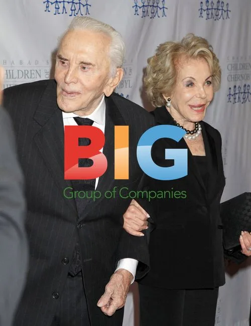 Kirk Douglas and Anne Douglas at Chernobyl Gala
