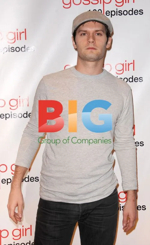 Hugo Becker at 'Gossip Girl' 100 episode celebration