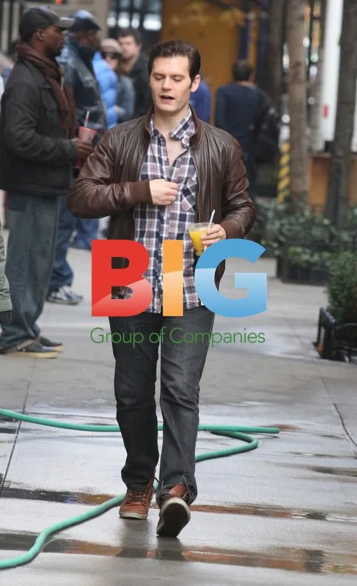 Hugo Becker on 'Gossip Girl' Set
