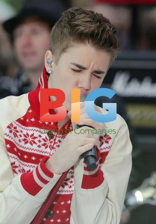 Bieber and Usher perform on 'Today' Show