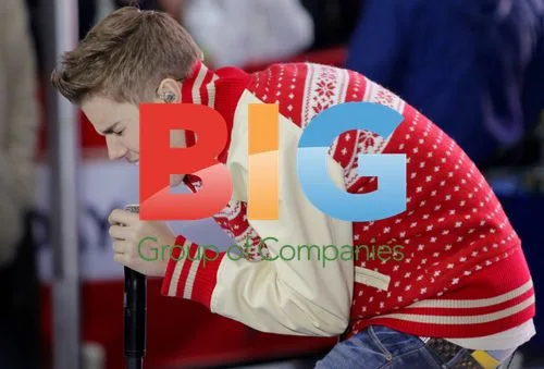 Justin Bieber and Usher perform on NBC's Today Show