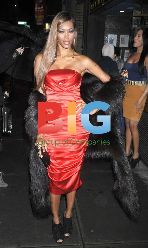 Jessica White at 'Breaking Dawn' Screening