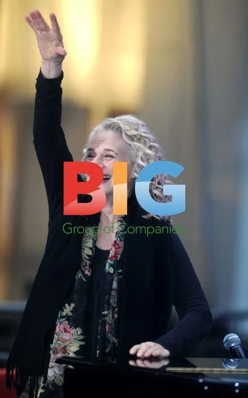 Carole King Performs on Today Show