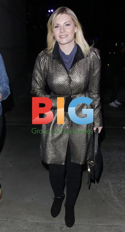 Elisha Cuthbert at Katy Perry Concert