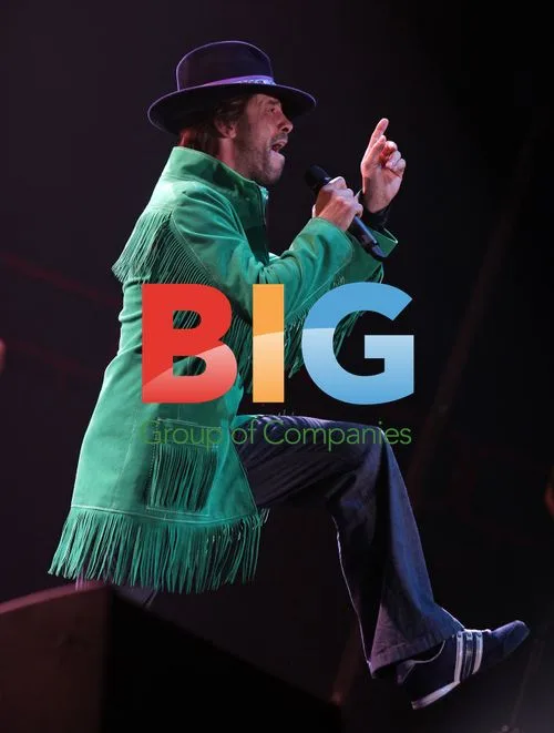 Jamiroquai's Jay Kay Performs at Paris Concert