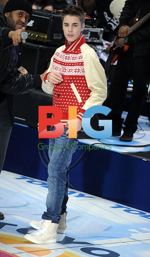 Justin Bieber and Usher on 'Today' in NYC