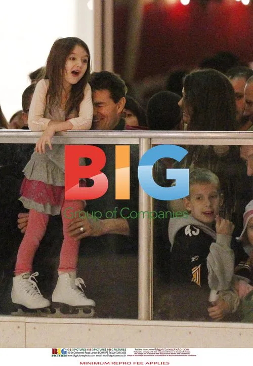 Tom Cruise and Family Celebrate Anniversary