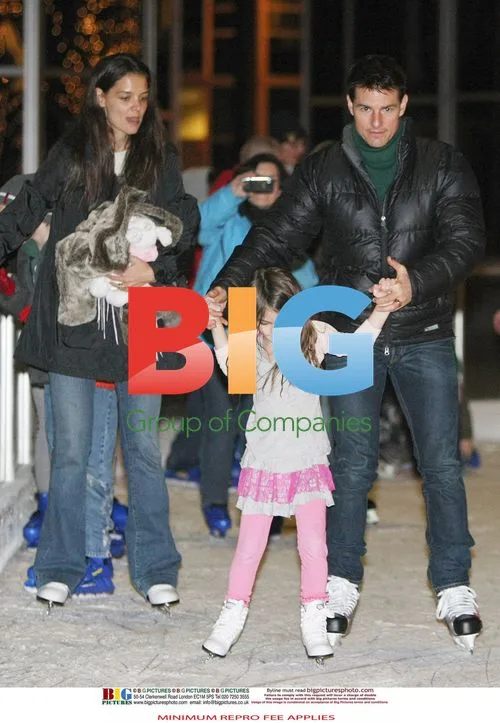 Tom Cruise and Katie Holmes Celebrate Anniversary