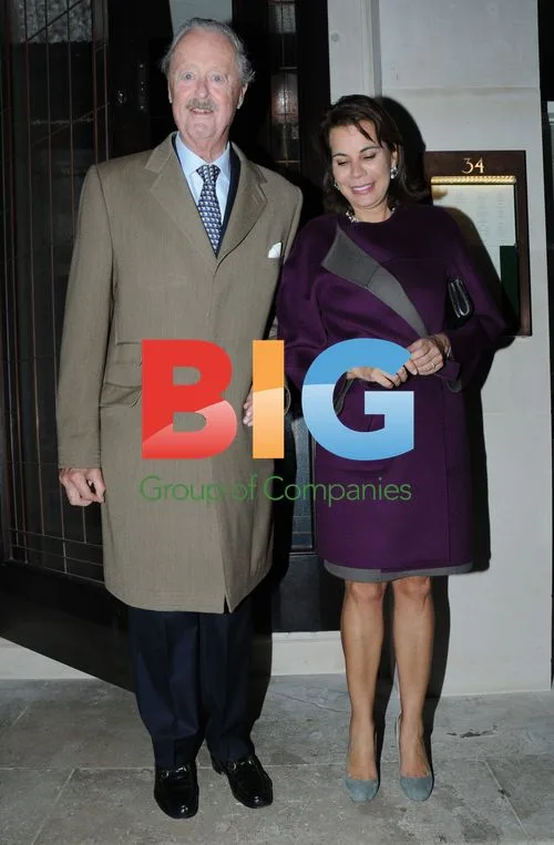 Celebrities at 34 Restaurant Opening