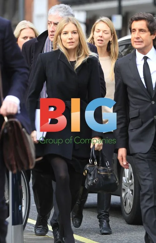 Sienna Miller arrives at Leveson Inquiry