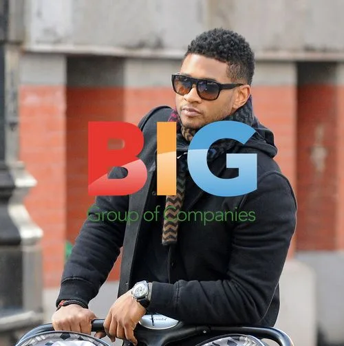 Usher Goes Shopping with Kids in NY