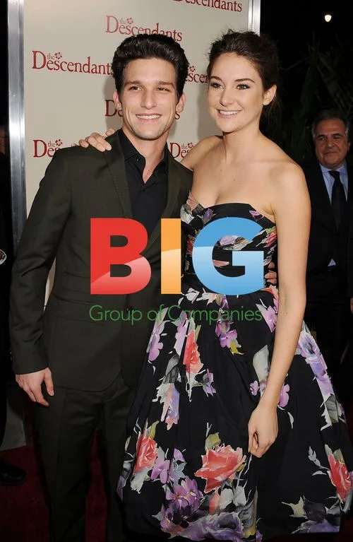 Daren Kagasoff and Shailene Woodley at "The Descendants" Premiere