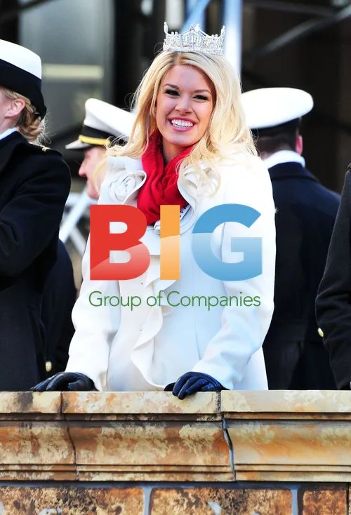 Teresa Scanlan at Macy's Thanksgiving Parade