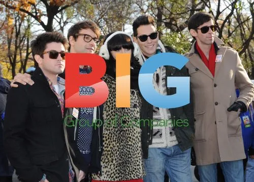 Cobra Starship at 85th Thanksgiving Parade