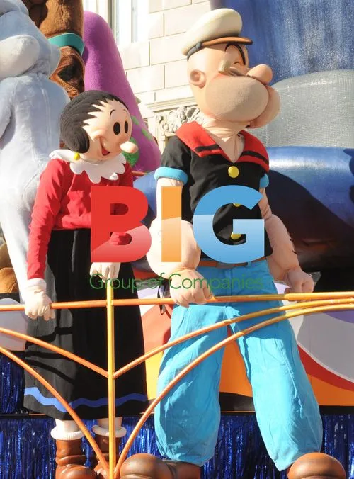 Olive Oyl and Popeye at Thanksgiving Parade