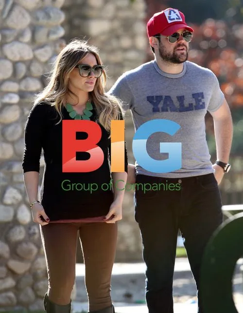 Hilary Duff plays catch in LA park