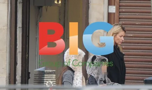 Kate Moss Takes Daughters Out in London
