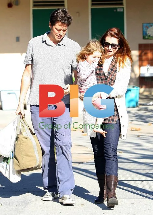 Alyson Hannigan enjoys park day with family