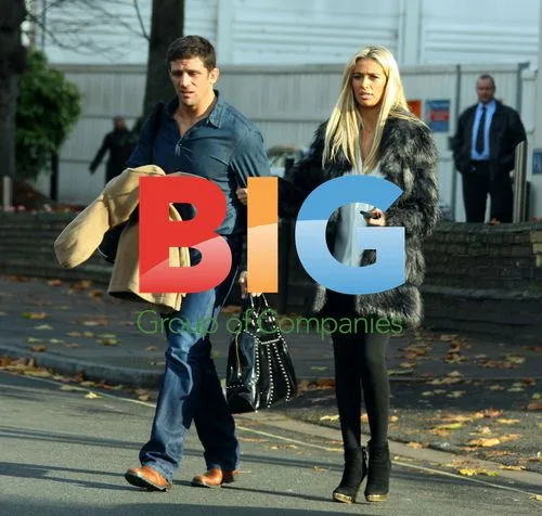 Alex Reid and Chantelle Houghton Leave Hospital