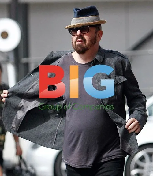 Dave Stewart Arriving at Perth Airport
