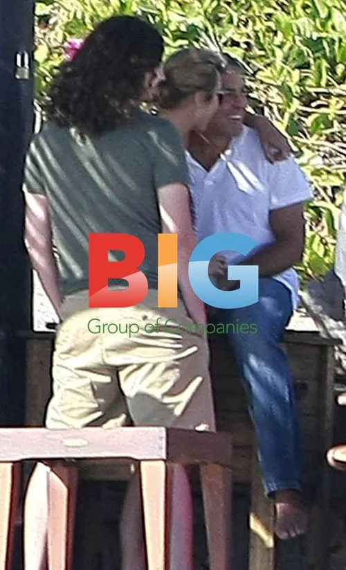 George Clooney and Stacy Keibler Vacation in Mexico