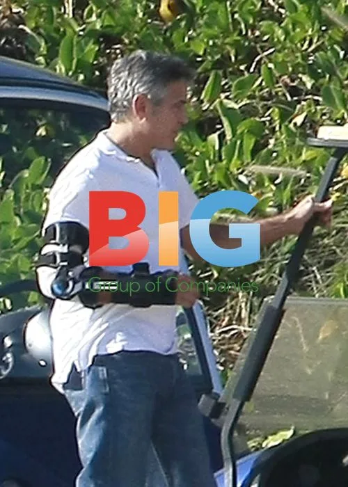 George Clooney and Stacy Keibler in Mexico