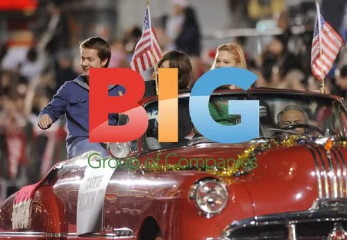 Cast of 'Kickin It' in Hollywood Christmas Parade