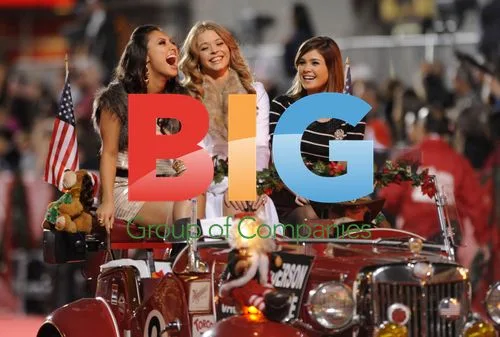 Actresses Ride in Hollywood Christmas Parade