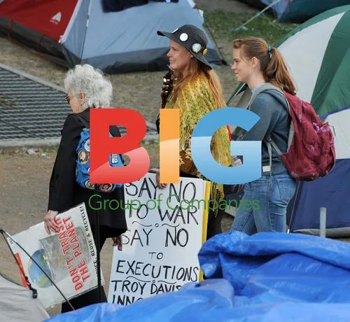 Occupy LA protesters pack up before deadline
