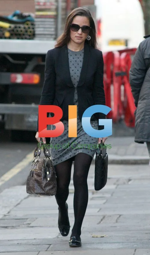 Pippa Middleton out in South Kensington