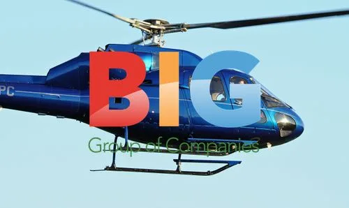 Brad Pitt Leaving by Helicopter