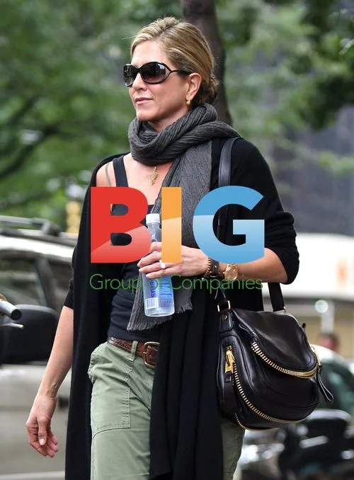 Jennifer Aniston walking in West Village
