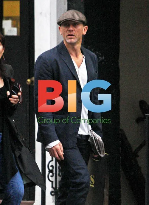 Daniel Craig Spotted in West Village