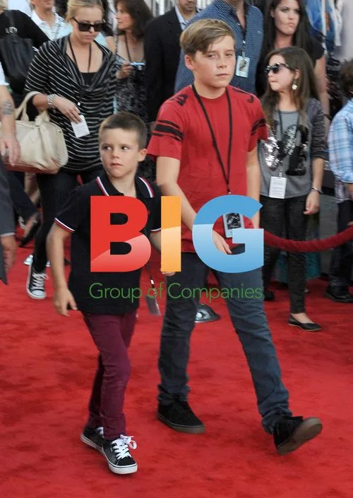Cruz and Brooklyn Beckham Attend 'Real Steel' Premiere