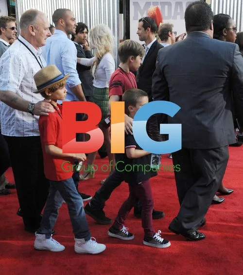 Beckham Brothers Attend Premiere