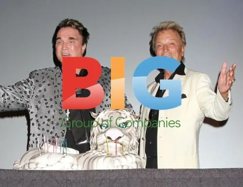 Siegfried and Roy celebrate Roy's birthday