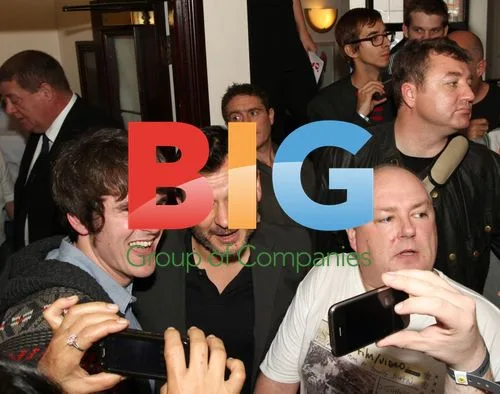 Manic Street Preachers Live Gig in Swansea Pub