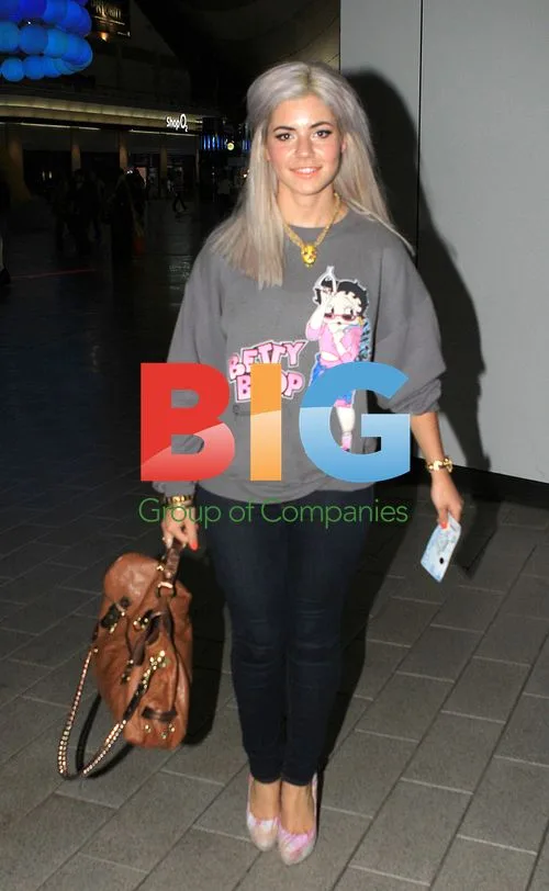 Marina Diamandis at Rihanna Concert
