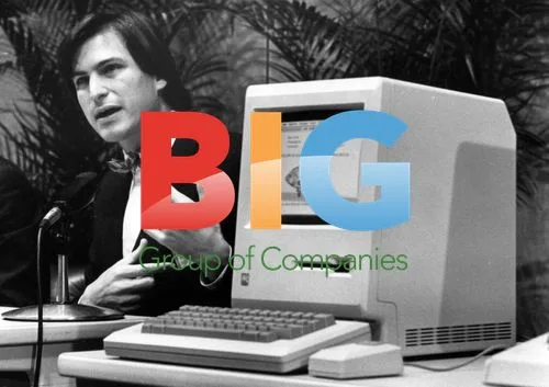 Steve Jobs announces Macintosh in 1984