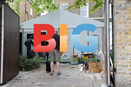 Vans Arrive at Paul McCartney's House