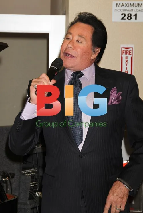 Wayne Newton Honored for 30 Years of Support