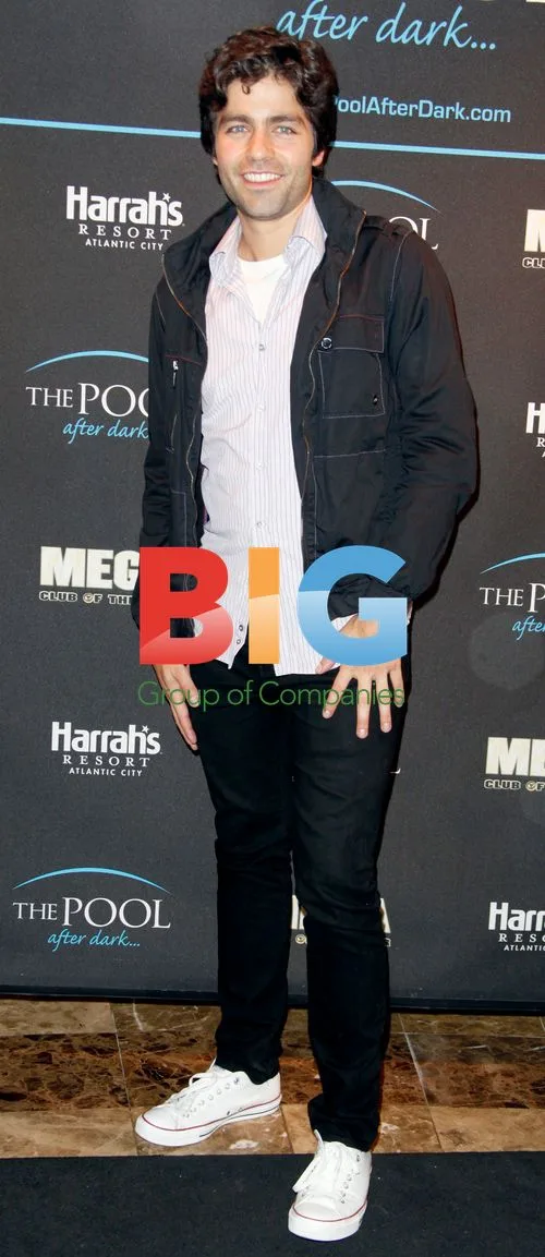 Adrian Grenier at The Pool in Atlantic City