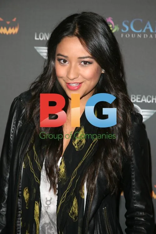 Shay Mitchell at LA Haunted Hayride
