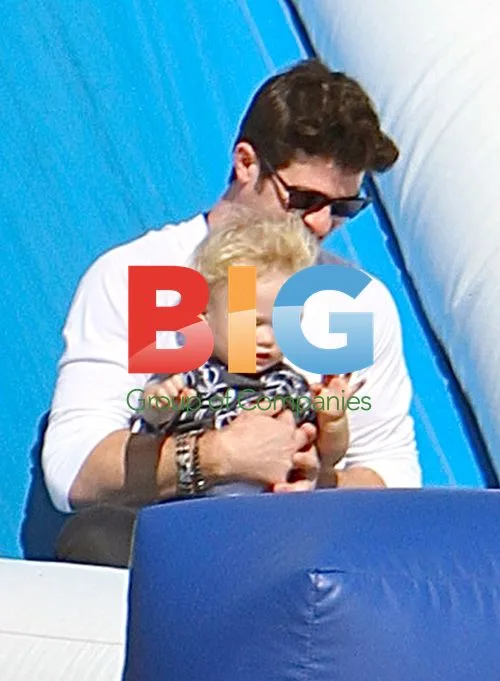 Robin Thicke Family at Pumpkin Patch