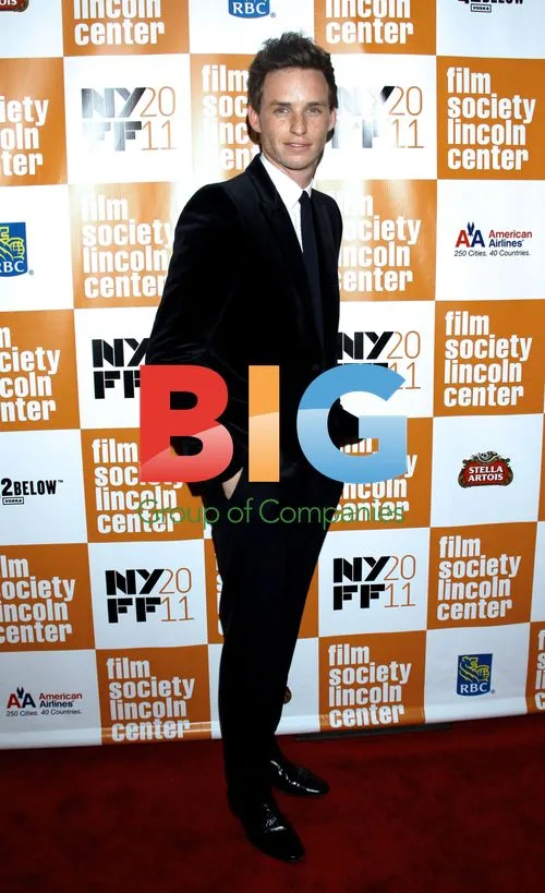 Michelle Williams in white dress at "My Week With Marilyn" premiere