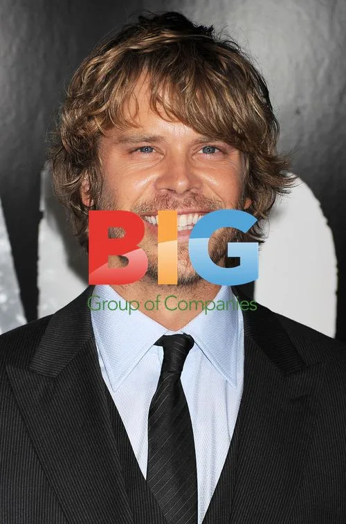 Eric Christian Olsen Attends "The Thing" Premiere