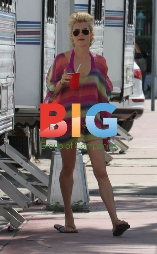 Minka Kelly, Rachael Taylor, and Annie Ilonzeh Filming 'Charlie's Angels'